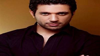 ناهد السباعي تبكي في عزاء حسن الرداد.. تفاصيل الحلقة 20 من 