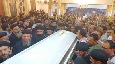 إحالة أوراق قضية قاتل 