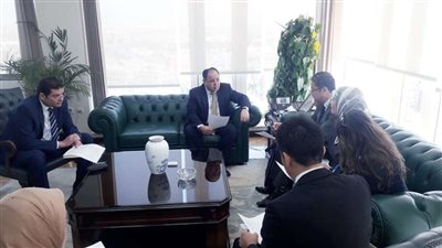 800 مليون دولار من اليابان وفرنسا و 