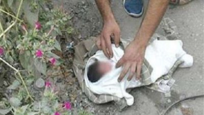 العثور على طفل رضيع بطريق سمنود بالغربية وإيداعه بأحد الحضانات