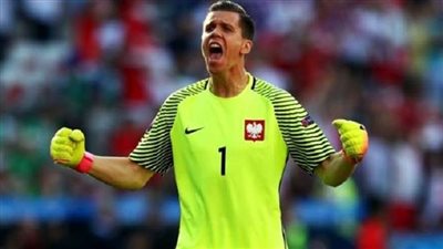 الحارس البولندي تشيزني يخضع لجراحة في الركبة