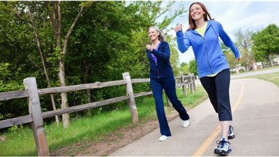 خبراء ينصحون بضرورة المشي 4400 خطوة يوميًا