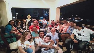 بالصور.. نجوم الفن في سهرة رمضانية داخل منزل رانيا فريد شوقي