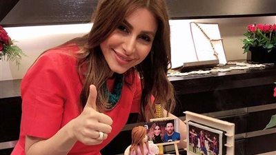 بحضور ميسي.. يارا تحتفل بعيد ميلادها