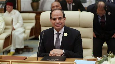 مصطفى مدبولي يهنئ السيسي بحلول عيد الفطر المبارك