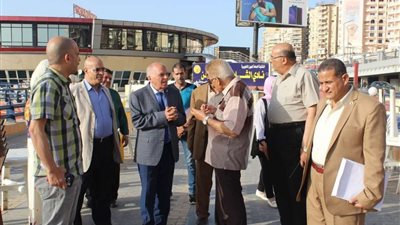 هيئة مكتب المعلمين تتفقد نادي الشاطئ وتوجه بسرعة انتهاء الترميمات