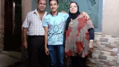 طالب بور سعيد المغمور.. يتوج الأول على عرش المحافظة