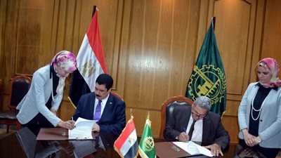 محافظ القليوبية يوقع بروتوكول تعاون لتطوير ميدان أحمد عرابي بشبرا الخيمة