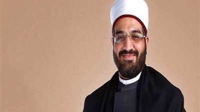 ما حكم الصلاة والسلام على النبي وزوجاته في صلاة العيد؟.. الإفتاء تجيب