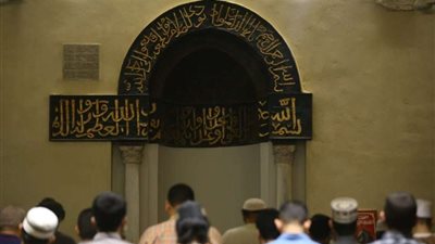 بالصور.. صلاة التراويح في الليلة الأخيرة من رمضان بالأزهر الشريف