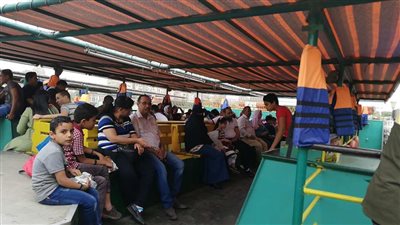 بالصور.. الأتوبيس النهري 