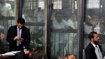 تأجيل محاكمة 292 متهمًا في 