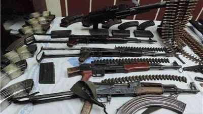 ضبط 3 أشخاص بعين شمس لقيامهم بإدارة ورشة لتصنيع الأسلحة النارية