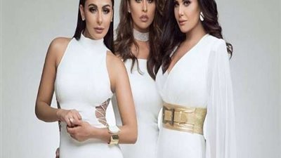 مي سليم في إطلالة جديدة باللون الأبيض مع شقيقتها