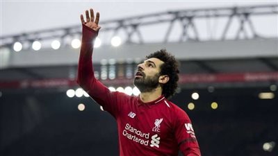 شاهد.. محمد صلاح يفاجئ الجماهير ويرد جميل 