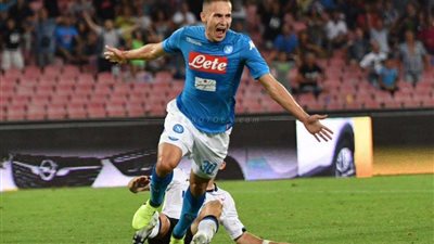 إشبيلية يسعي لحسم صفقته الجديدة قبل مواجهة برشلونة