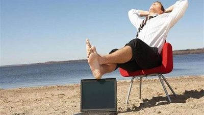 تجنبك أمراض القلب والدماغ.. تعرف على الفوائد الصحية للإجازات