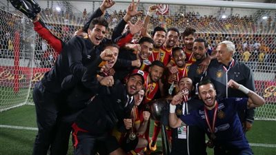 تقارير: الكاف يتجه لإيقاف رئيس الترجى التونسى لمدة عامين