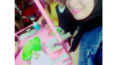 ثلاث فتيات في الدقهلية يتحدين تقاليد المجتمع بعربة مأكولات