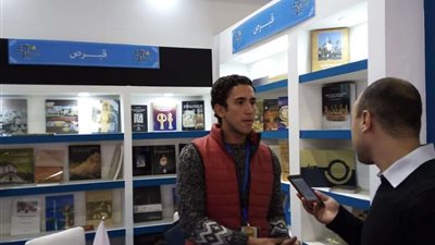 إقبال مصري كثيف على الجناح القبرصي بمعرض الكتاب