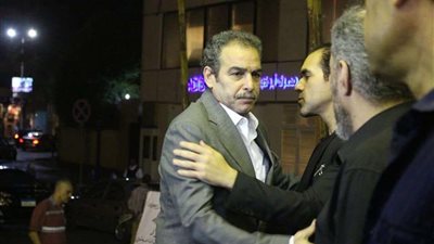 بالصور.. أحمد عبد العزيز ونجوم الفن يشاركون في عزاء نجم