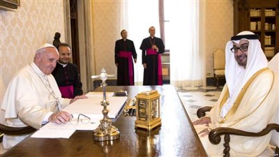 محمد بن زايد يرحب بـ