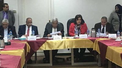 بالصور:  محرز و ألهم .. يفتتحان أول معرض للثروة الحيوانية والداجنة بالأقصرا