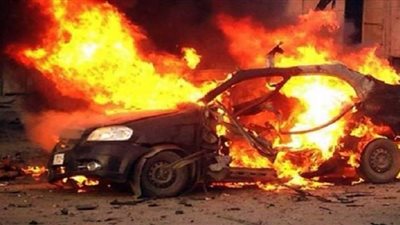 نشوب حريق بسيارة ملاكي  أمام مبنى محافظة الجيزة