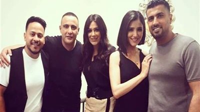 قبل ظهورها مع عمرو أديب.. مي عمر بجوار صناع وأبطال ولد الغلابة