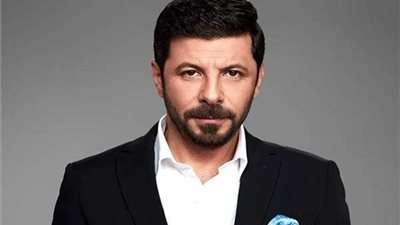 إياد نصار يعلن عن وفاة جده.. وهذا هو موعد العزاء