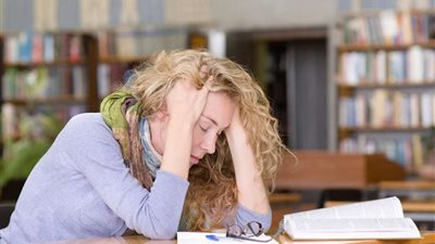 لطلاب الثانوية العامة..5 حيل للتخلص من الصداع النصفي في الامتحانات