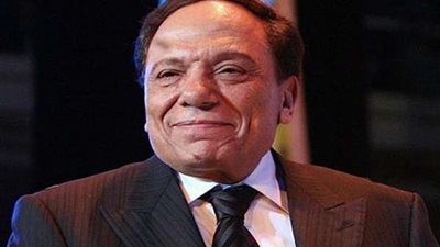 عادل إمام يعود لبلاتو فالنتينو خلال أيام