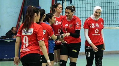 الأهلي والزمالك في مباراة قوية بالبطولة العربية للطائرة