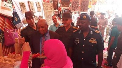 الوادي الجديد تُشارك بمنتجات المحافظة علي هامش احتفالات معهد المشاة