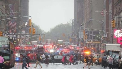 الانتهاء من إطفاء الحريق بموقع تحطم طائرة بنيويورك