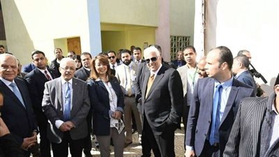 والي تشيد بأعمال تطوير مدرسة العروبة وتصفها بالإنجاز