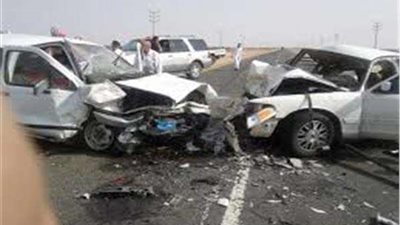 إصابة 4 أشخاص في حادث تصادم بالبحيرة