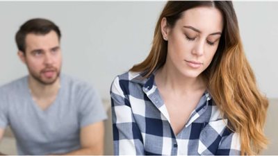 علامات تظهر حاجة شريك حياتك إلى مساحة من الحرية