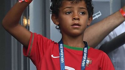 سبورتنج لشبونة يفاوض جونيور كريستيانو رونالدو