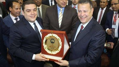 بحضور سعفان وعبدالجابر.. 