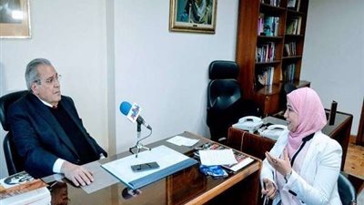 جابر عصفور: لا يوجد دليل شرعي على فرضية الحجاب