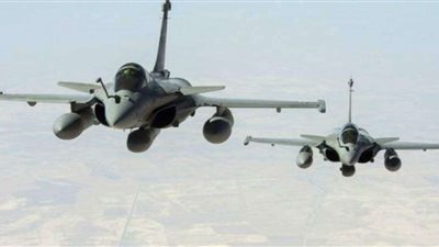 الطيران الفرنسي يشن غارات على جماعات مسلحة داخل تشاد