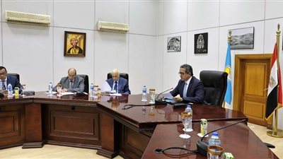 الآثار تتقدم ببلاغ للنائب العام بشأن وقف بيع 32 قطعة أثرية في بريطانيا