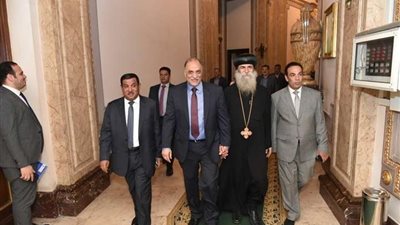 رئيس ائتلاف دعم مصر  يستقبل نيافة الأنبا بيمن أسقف قنا
