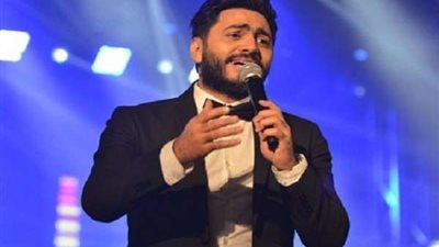 تامر حسني يشعل حفل زفاف ابنة أحمد سليمان بـ