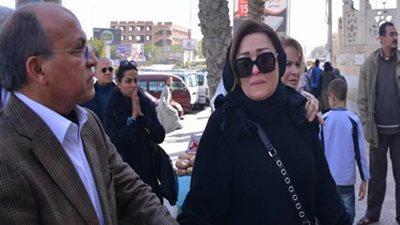 نهال عنبر تنعي والدها بكلمات مؤثرة