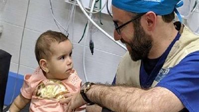 نجاح عملية استخراج رصاصة من رأس رضيعة فلسطينية