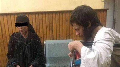 سيدة بالغربية تحبس ابنها 10 سنوات في منزل مليء بالثعابين