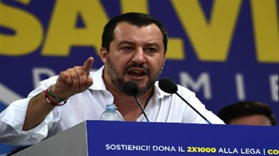 وزير الداخلية الإيطالي: 