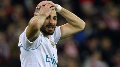 بنزيما يقود هجوم ريال مدريد في الكلاسيكو